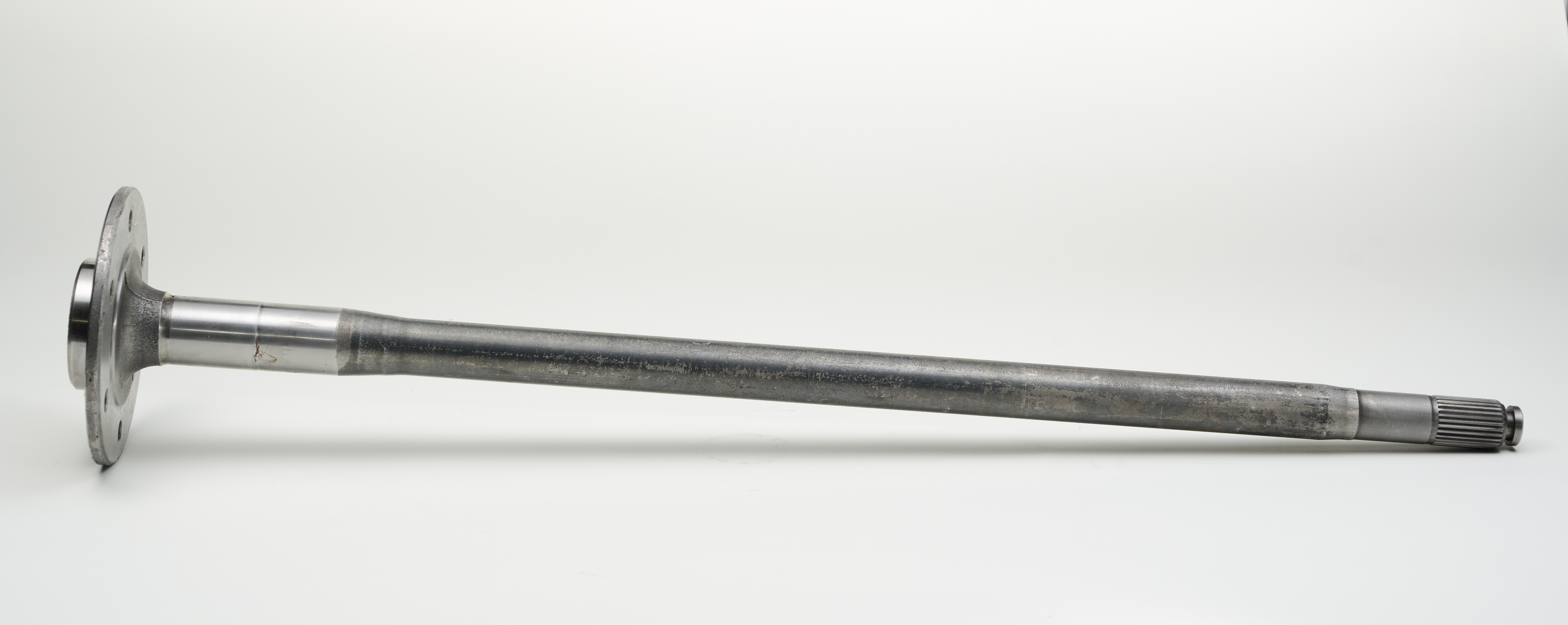 AAM 02-06 Left Axle, GM 8.0 Inch Rear Axle - 19133409