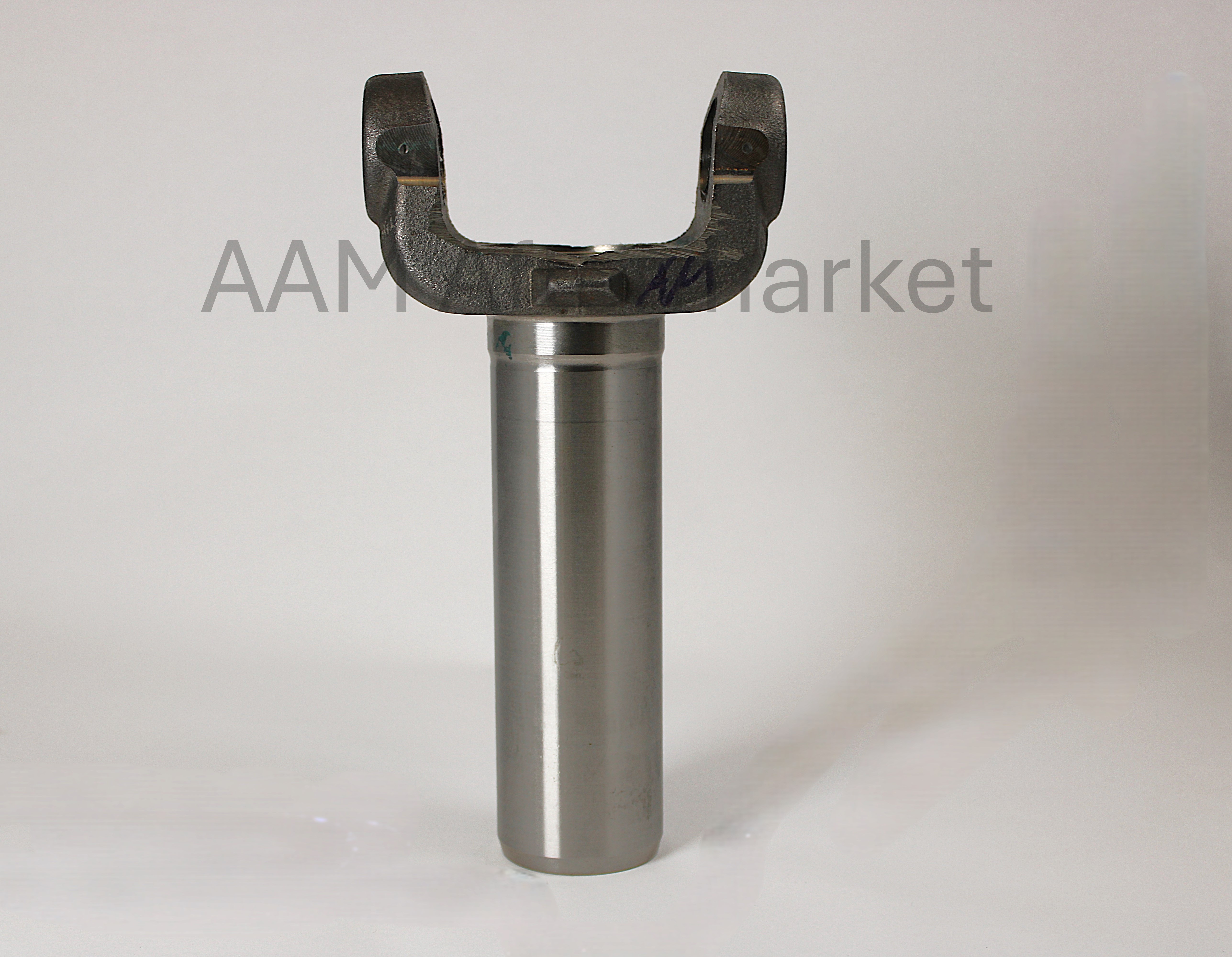 AAM Driveshaft Slip Yoke, 07-10 Dodge 3500, 11-12 Ram 3500 w/ 68RFE Transmission - 40098344