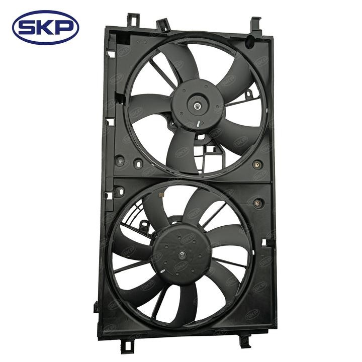 DUAL RADIATOR AND CONDENSER FAN ASSEMBLY