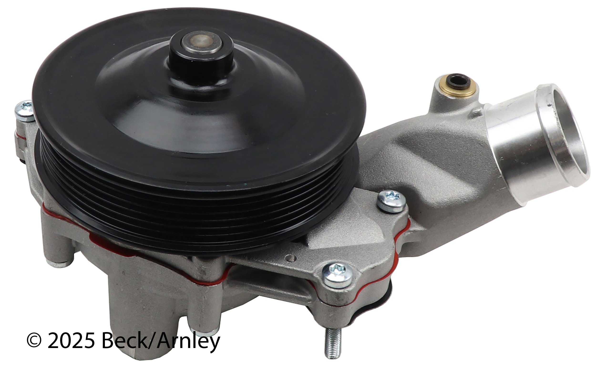 WATER PUMP WITH HOUSING