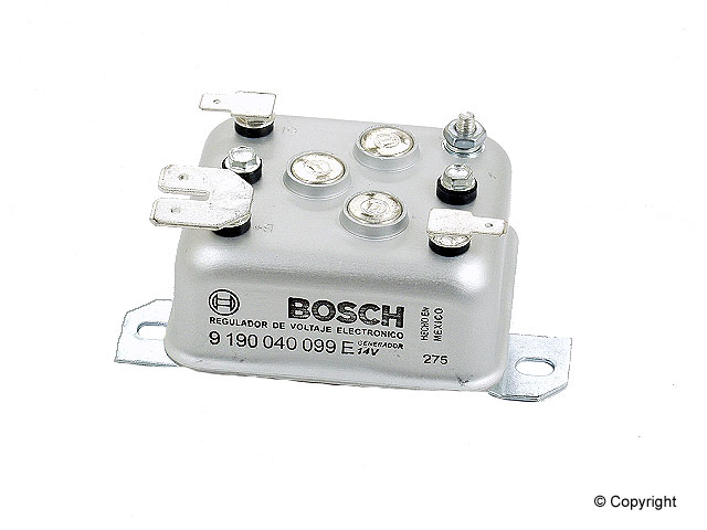 VOLTAGE REGULATOR O.E.M. BOSCH