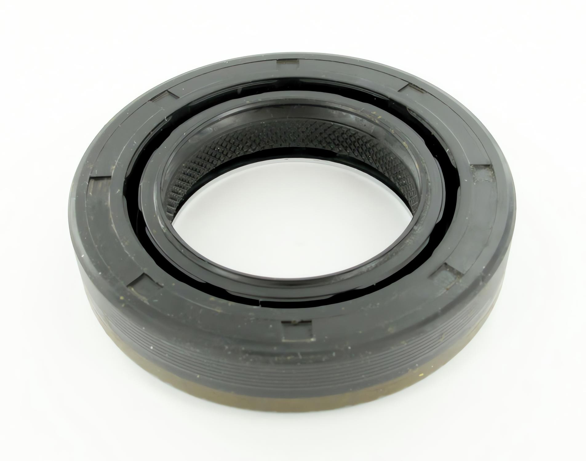 SKF Seal 15552 For GMC Chevrolet Oldsmobile Saab Buick Isuzu