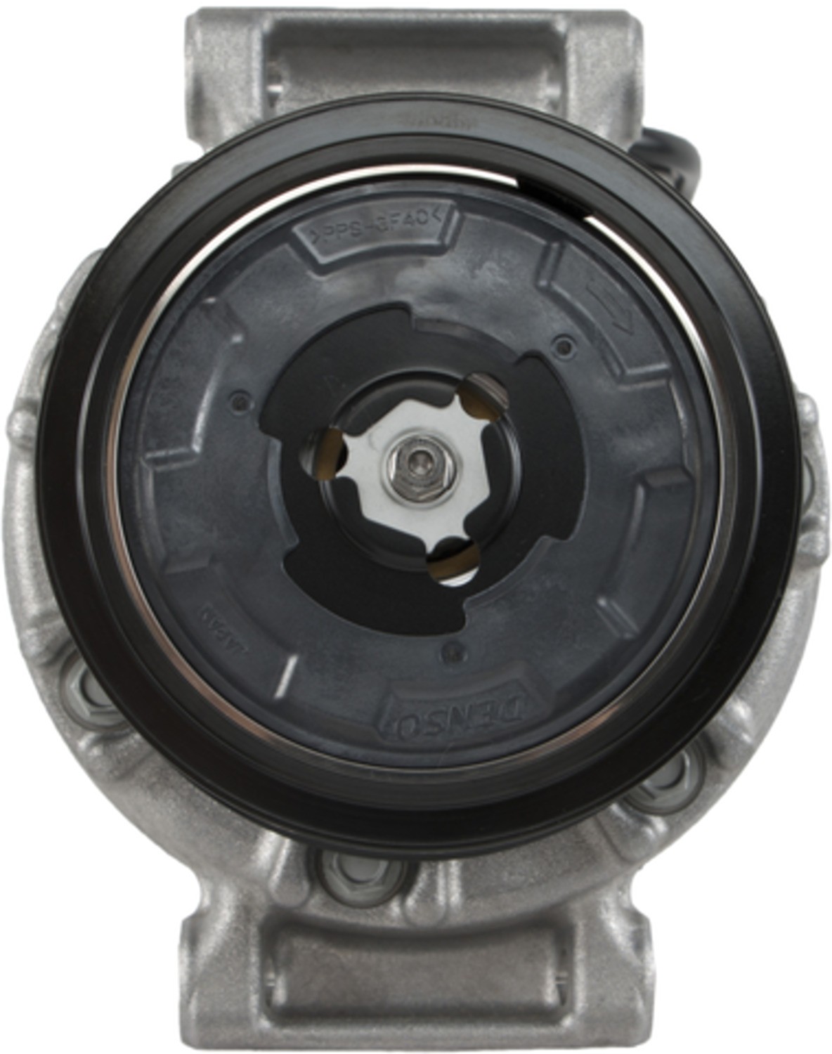 Denso 7SEU17C Compressor