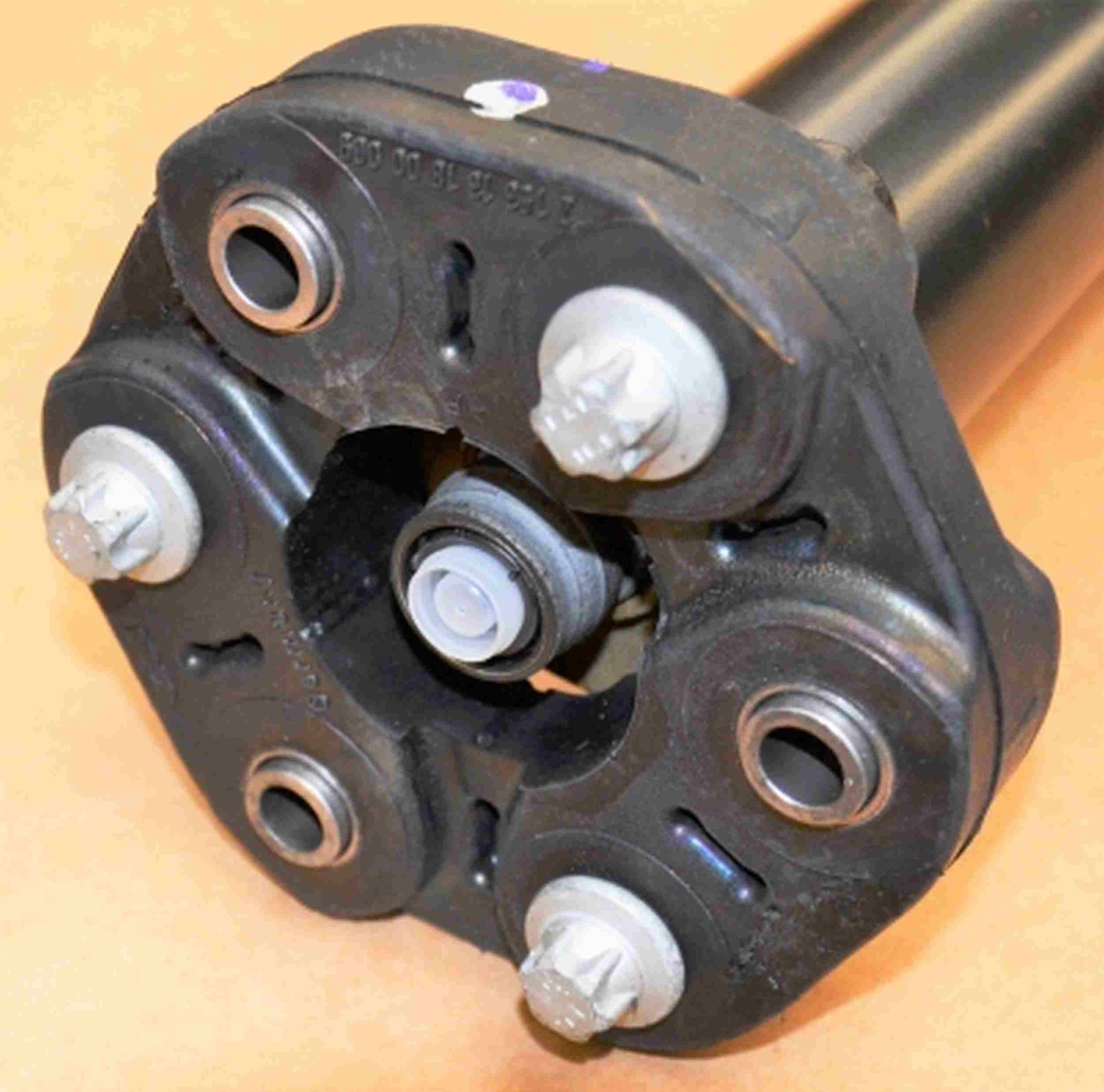 Propshaft two piece