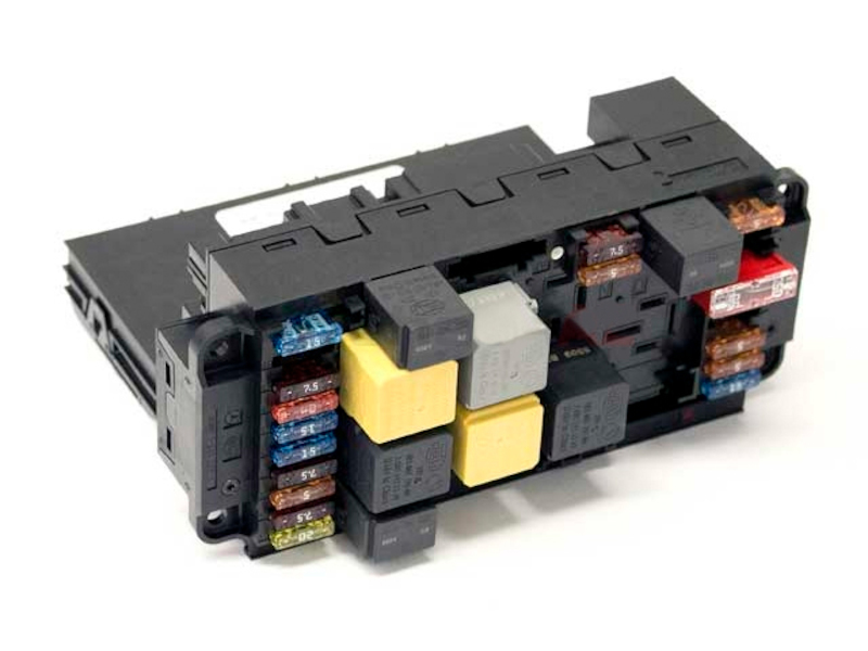 HELLA Signal Acquisition Module Control Unit 008485587