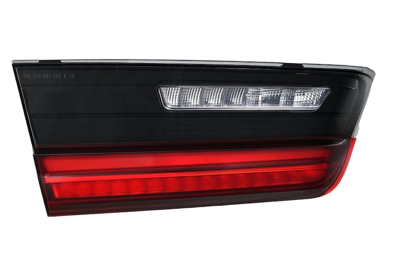 HELLA Tail Light Assembly 013174531