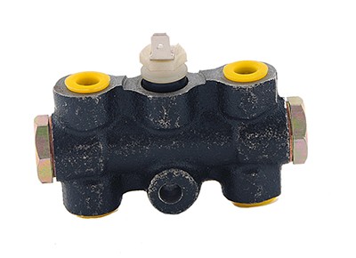 Brake Hydraulic Line Junction