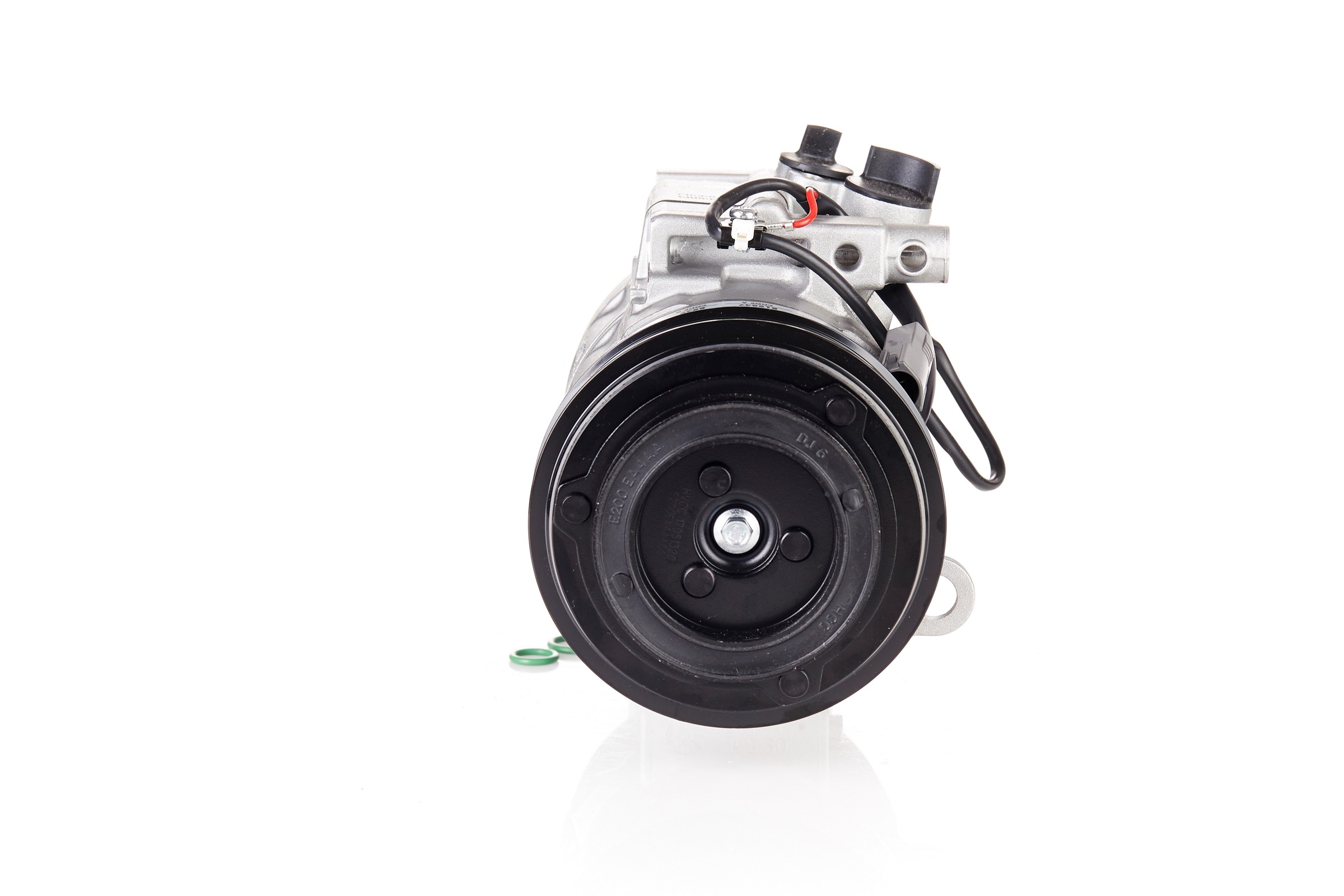 Air Conditioning Compressor with Clutch