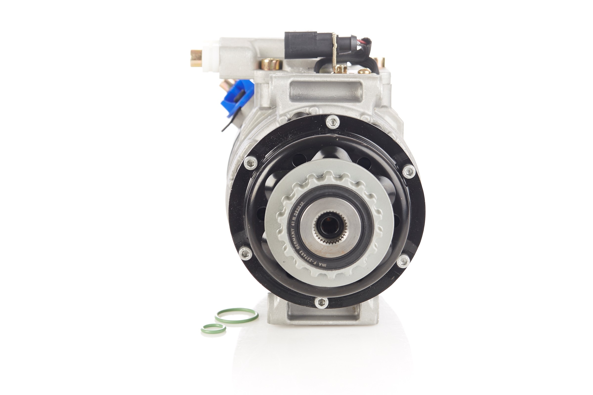 Air Conditioning Compressor with Clutch