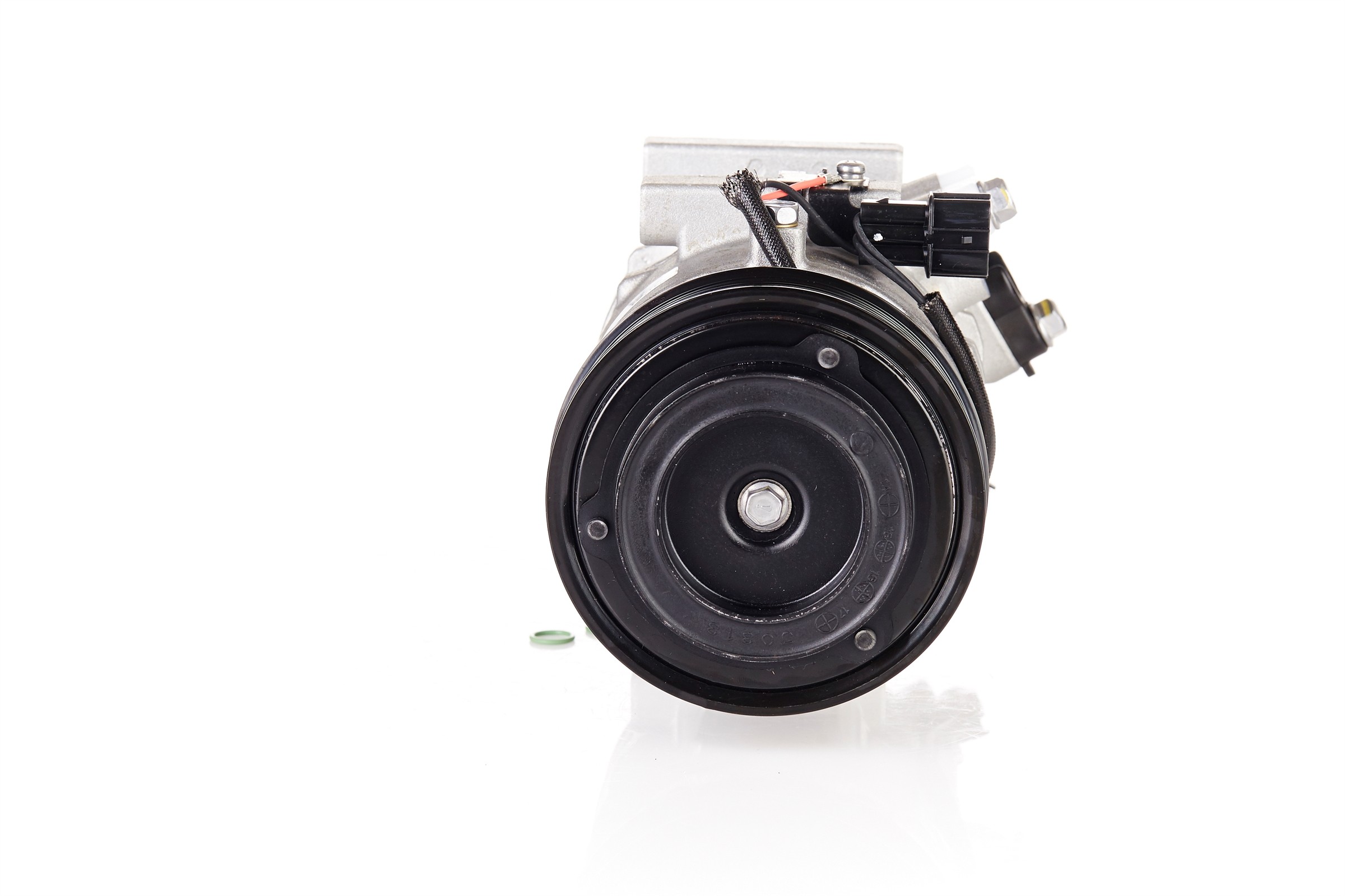 Air Conditioning Compressor with Clutch