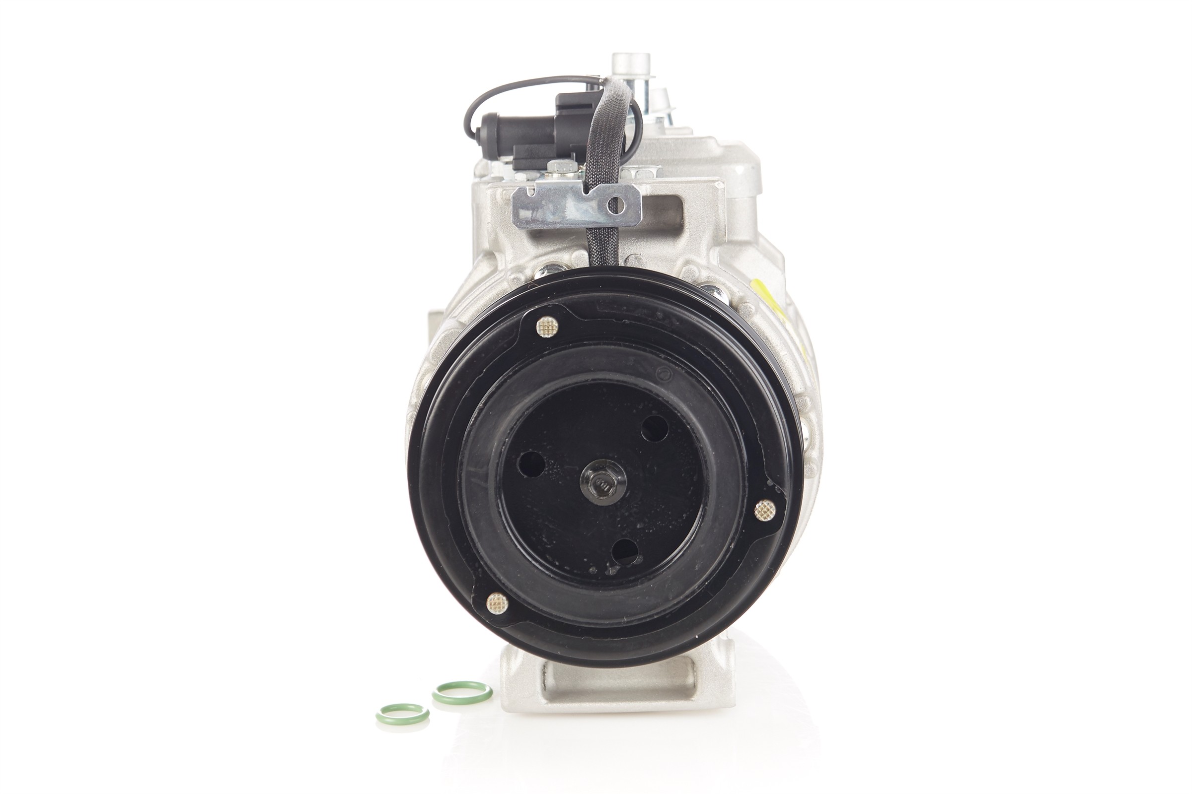 Air Conditioning Compressor with Clutch