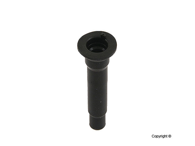 PLUG CONNECTOR