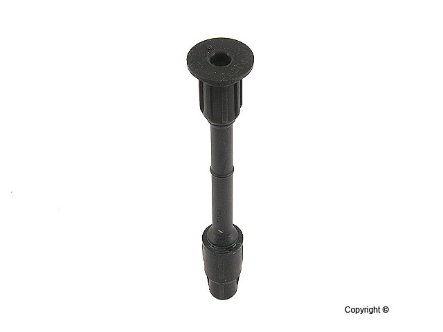 PLUG CONNECTOR