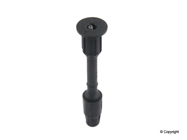 PLUG CONNECTOR