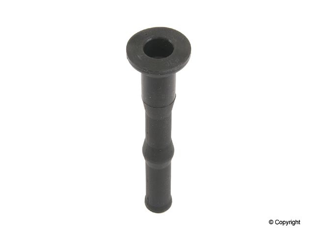 PLUG CONNECTOR