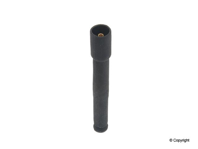 PLUG CONNECTOR