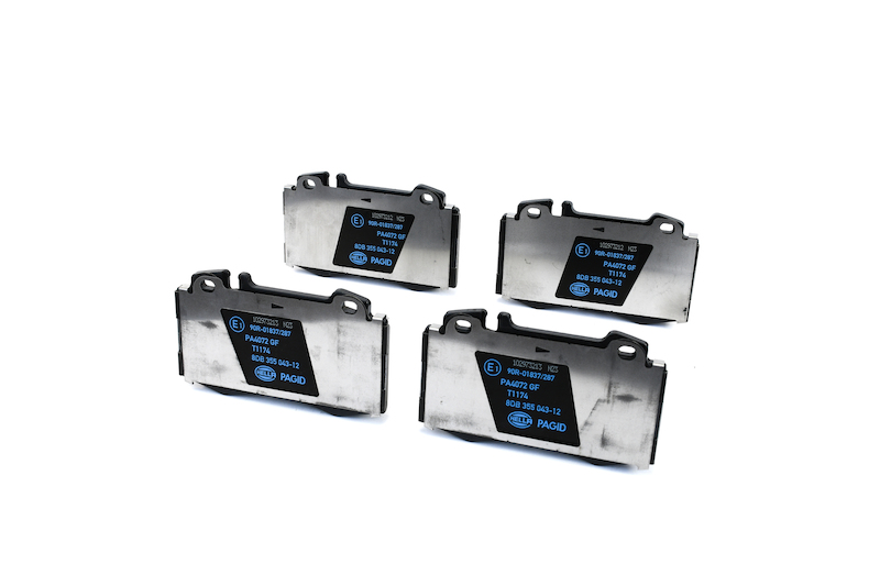 HELLA Disc Brake Pad Set 355043121