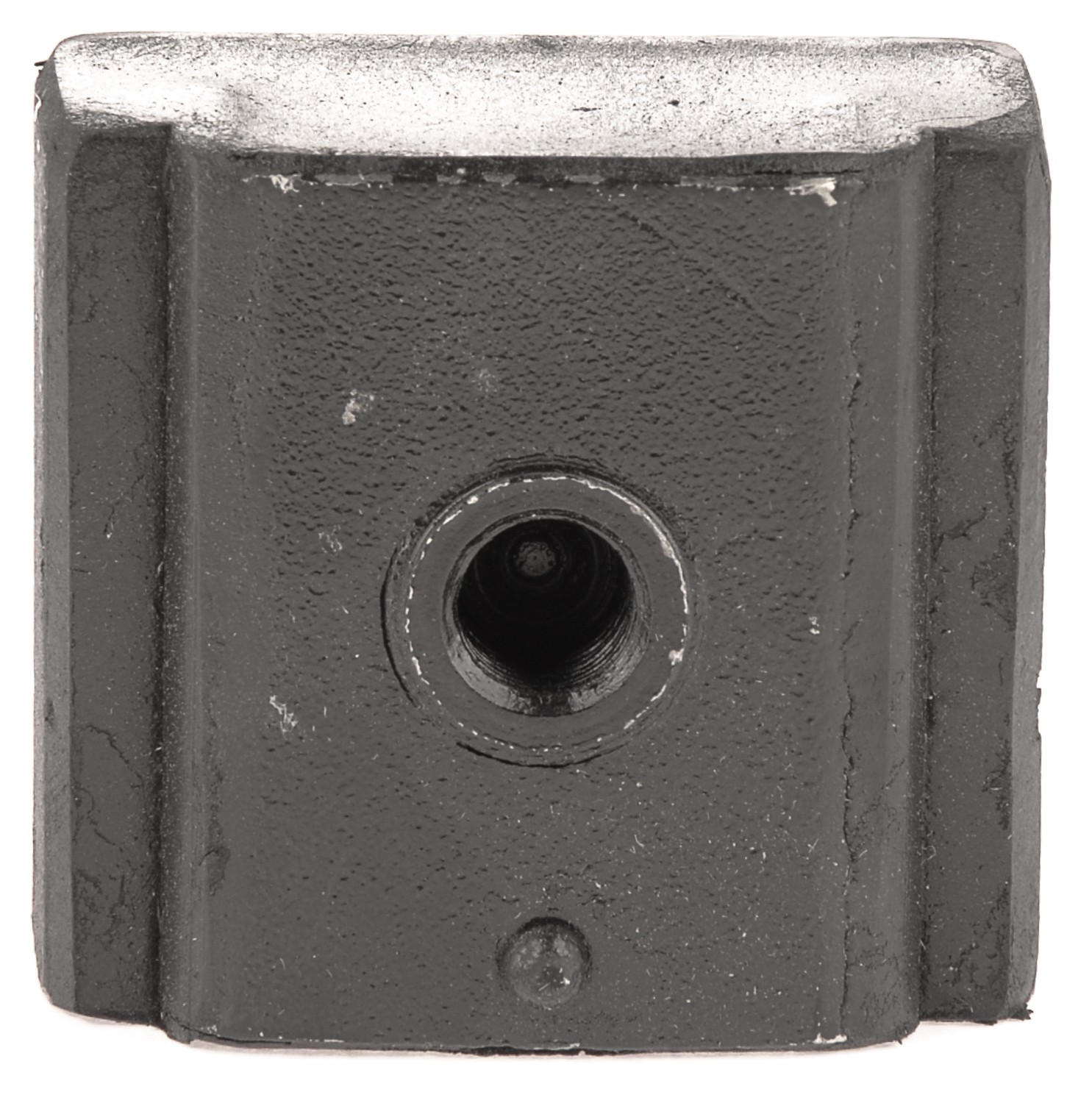 ENGINE MOUNT