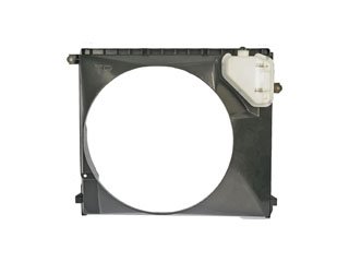 Fan Shroud With Integrated Coolant Reservoir