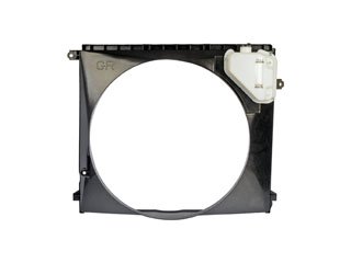 Fan Shroud With Integrated Coolant Reservoir