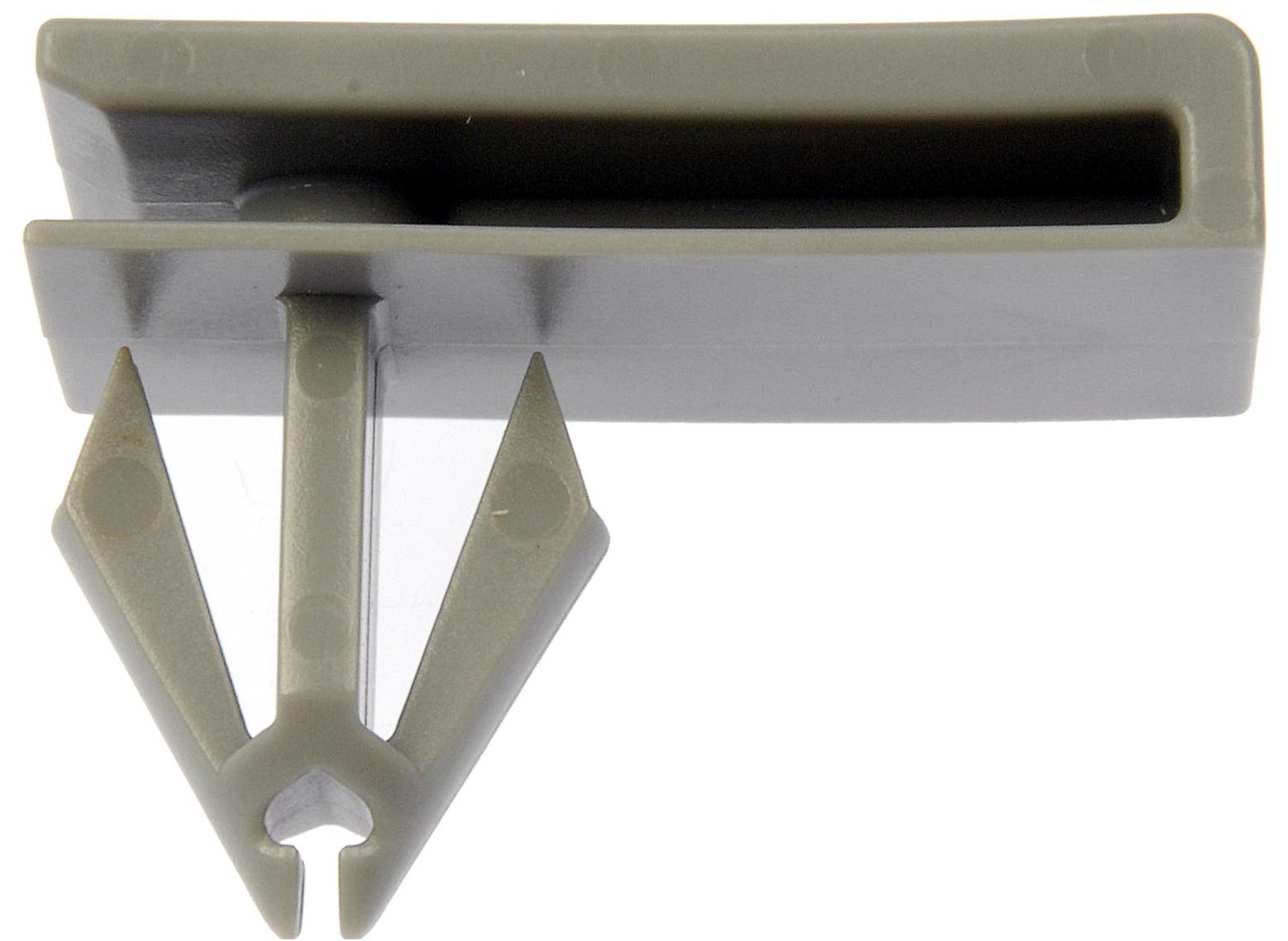 Rocker Panel Retainer-GM