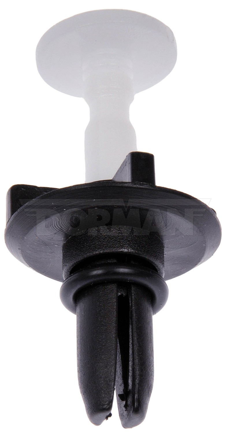 Chrysler Bumper Retainer