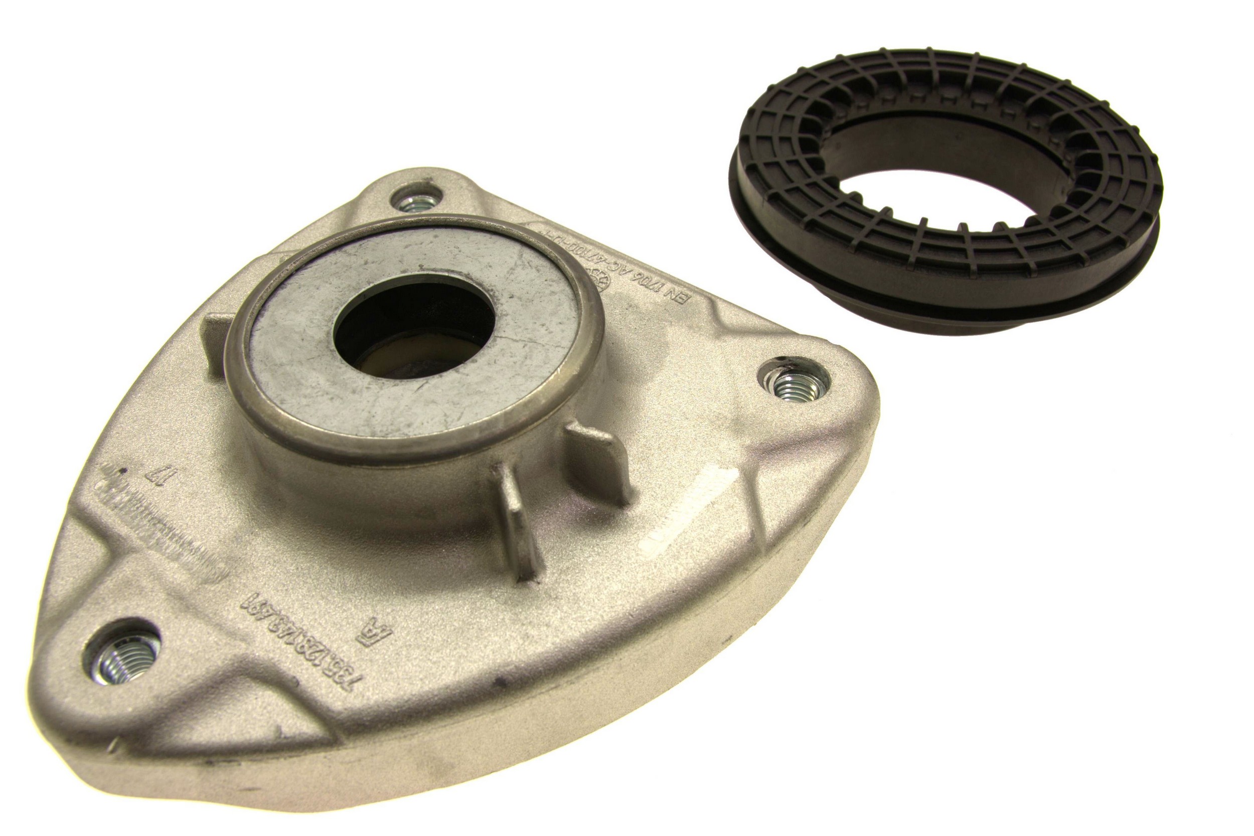 MCLA250 BASE & 4MATIC15