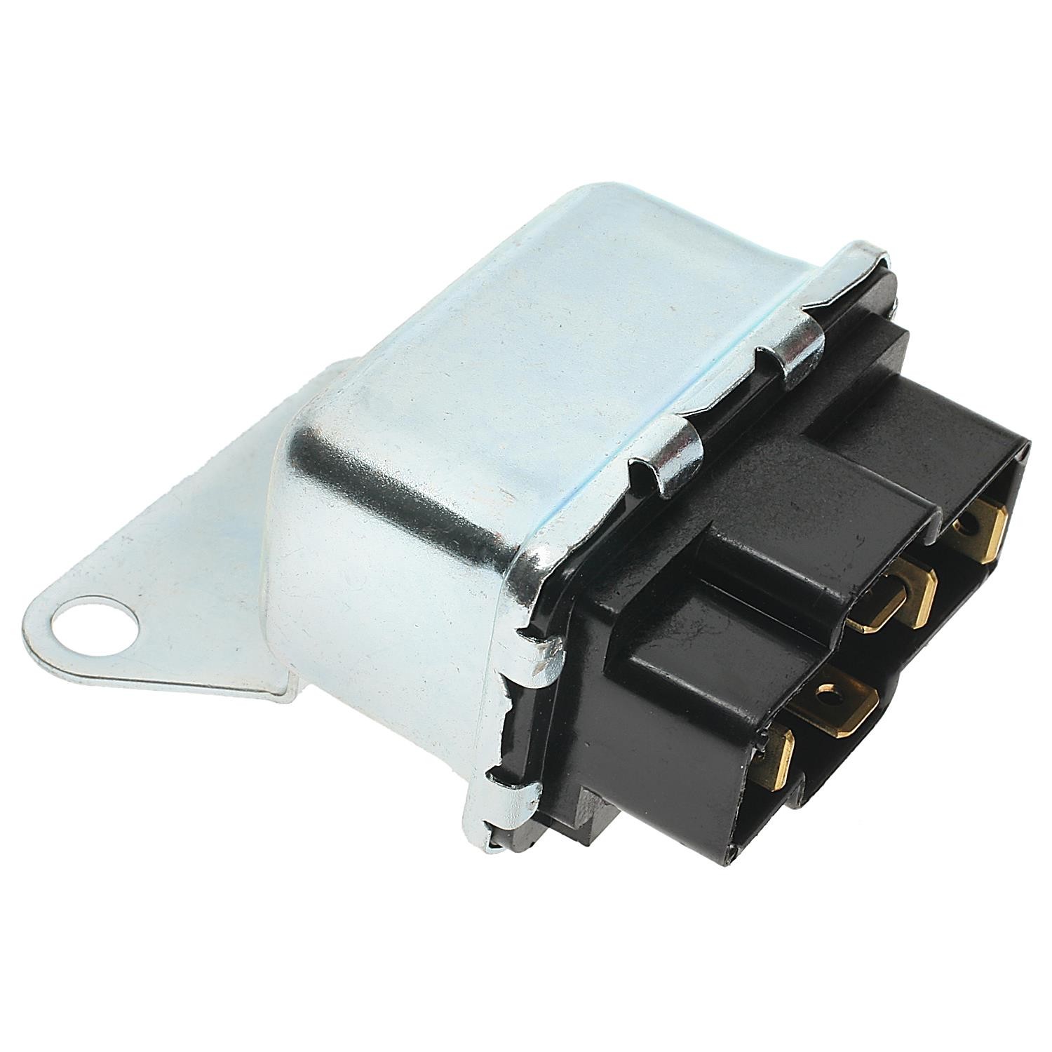 A/C CONDENSER FAN MOTOR RELAY