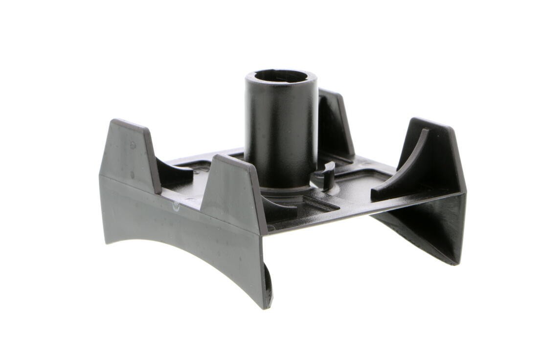 bumper bracket clip