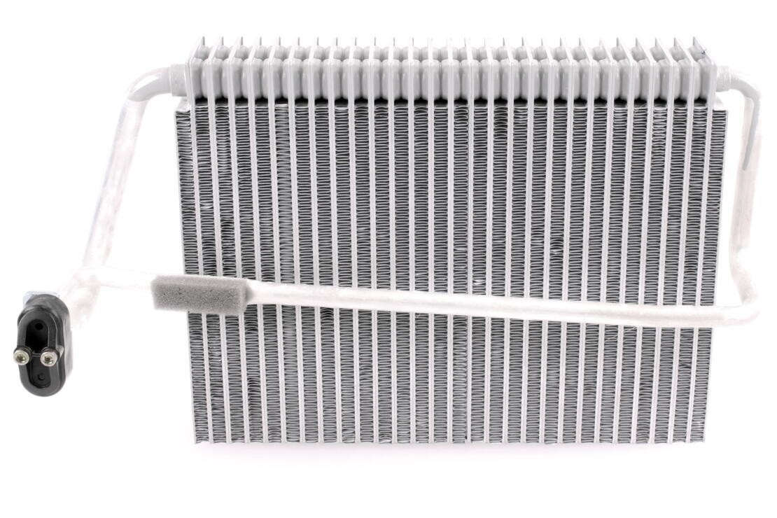 Evaporator, air conditioning