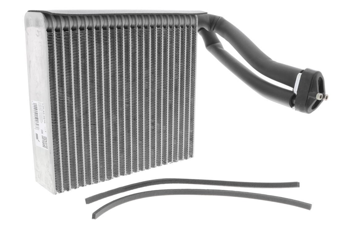 Evaporator, air conditioning