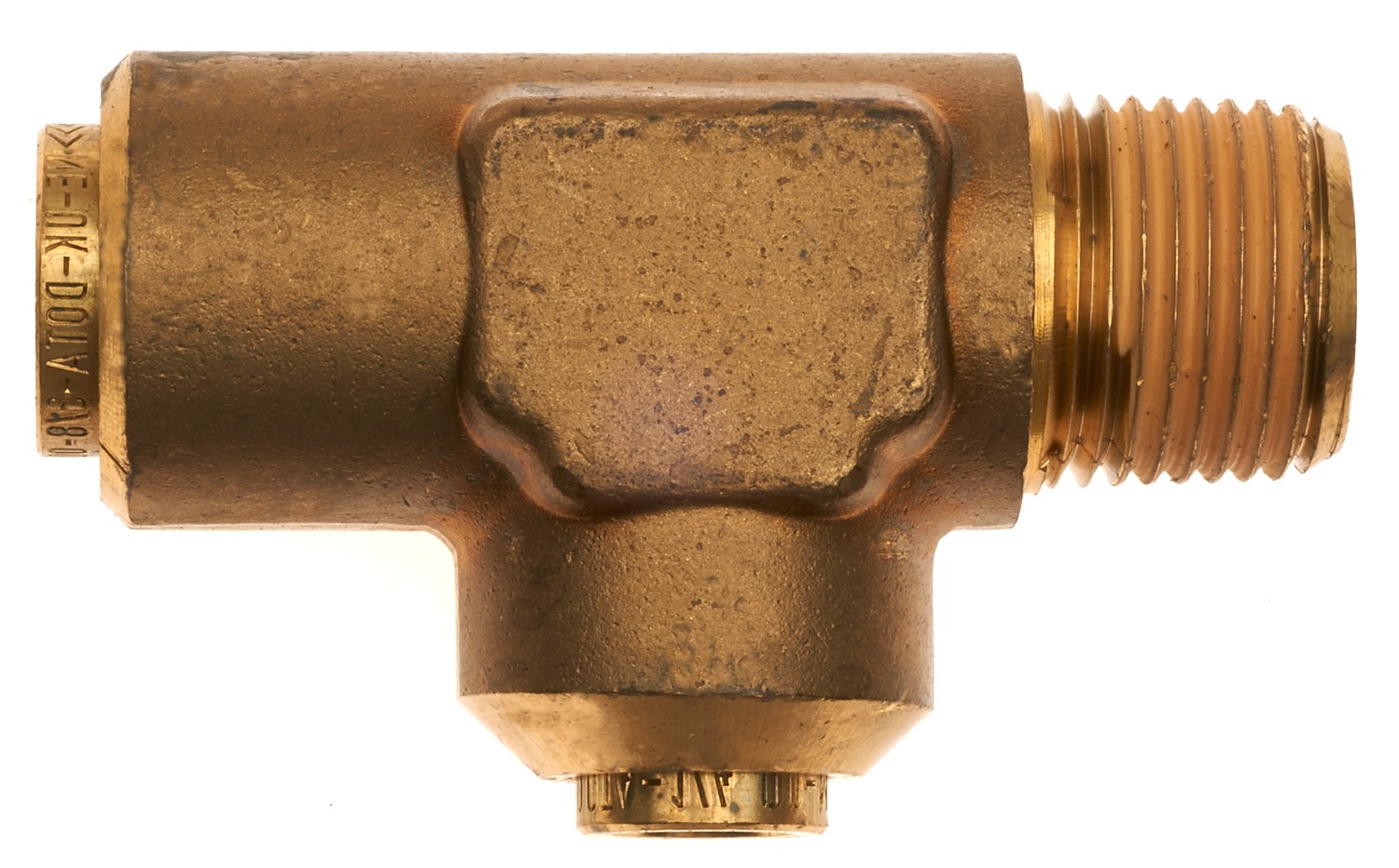 Air Brake Run Tee to Male Pipe (SureLok)