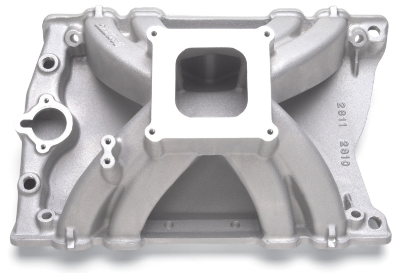 Edelbrock Manifold Victor Olds w/ Standard Square-Bore Flange