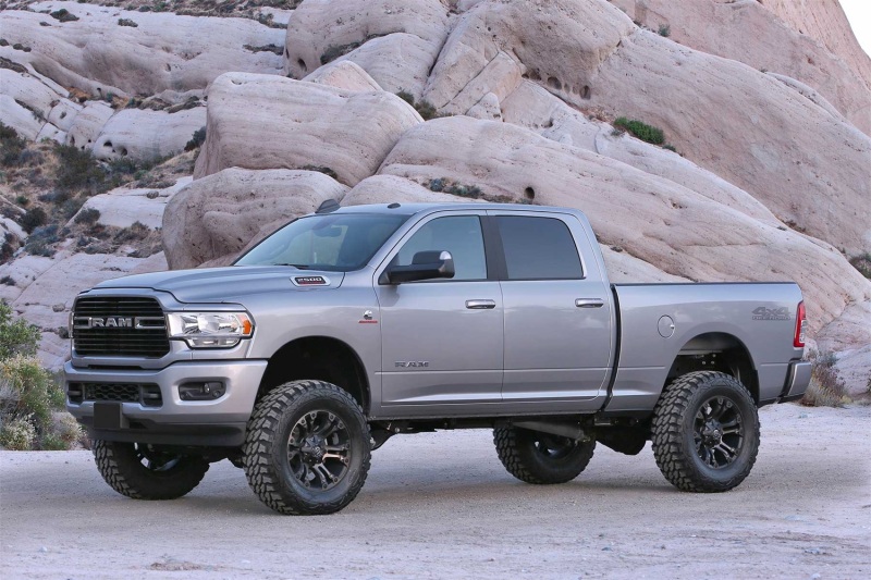 Fabtech 19-20 Ram 2500 4WD 5in Radius Arm System - Component Box 2