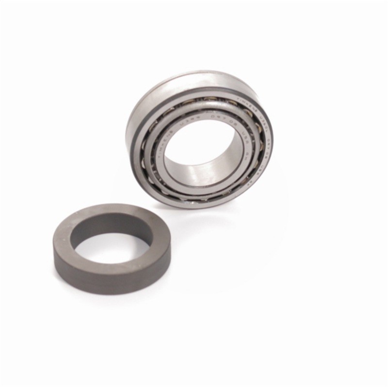Omix Axle Shaft Bearing Kit w/Retainer 70-18 CJ & Wrangler