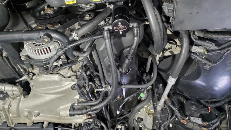 J&L 03-04 Mercury Marauder Passenger Side Oil Separator 3.0 - Black Anodized