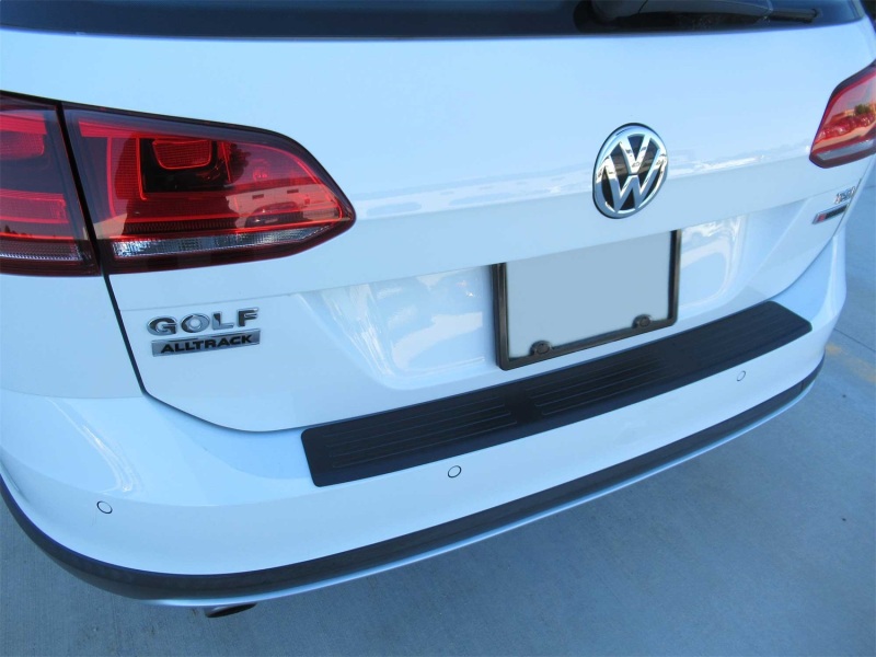WeatherTech 17-19 Volkswagen Golf Alltrack/SportWagen BumperTopper - Black