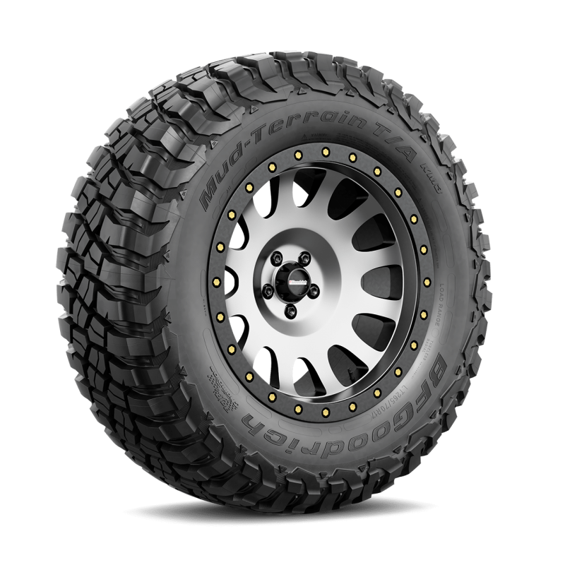 BFGoodrich Mud-Terrain T/A KM3 LT265/70R17 121/118Q TL