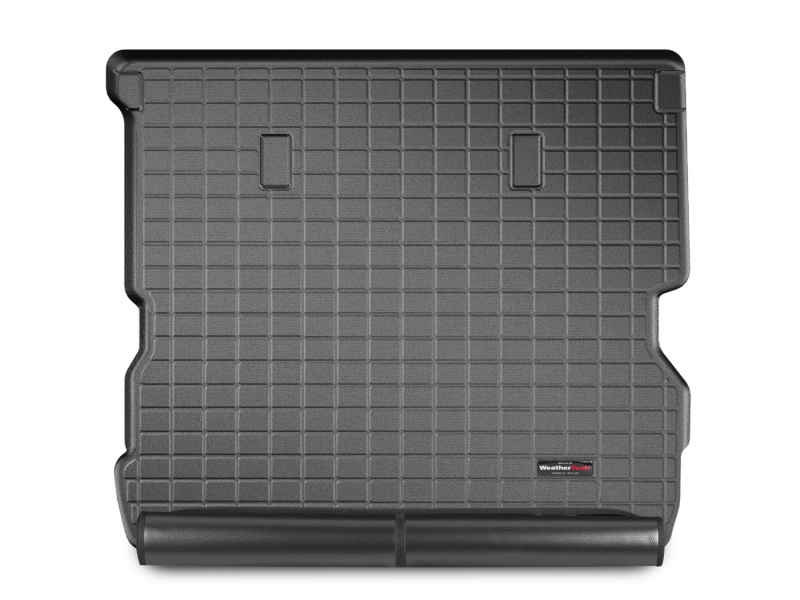 WeatherTech 2017+ Land Rover Discovery Cargo With Bumper Protector - Black