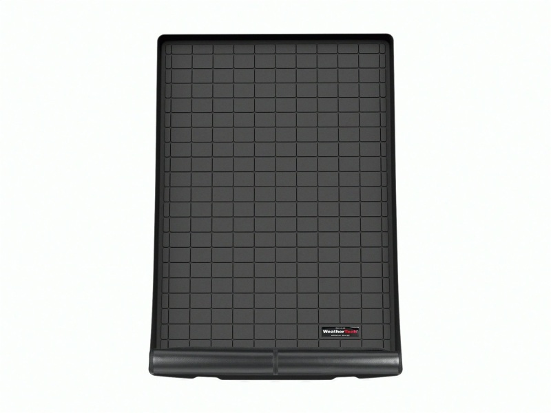 WeatherTech 2023 BMW 740i / 760i G70 Cargo Liner w/Bumper Protector - Black