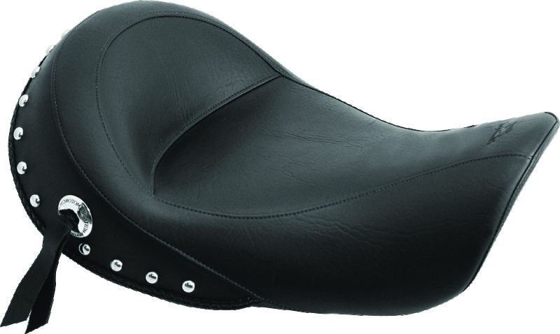 Mustang 06-17 Harley Dyna Standard Touring Solo Seat w/Studs - Black