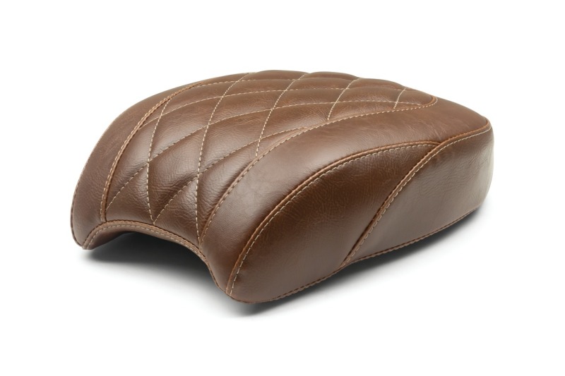 Mustang 18-21 Harley Softail Slim Wide Tripper Passenger Seat Diamond Stitch - Brown