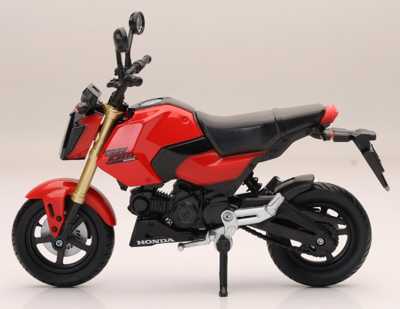 New Ray Toys Honda Grom Street Bike/ Scale - 1:12