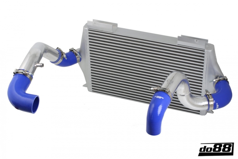 do88 92-98 Volvo 740/940 Turbo (63mm Throttle) BigPack Intercooler Kit w/Blue Hoses